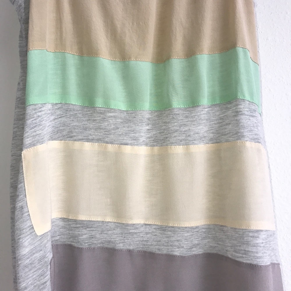 Hi-Line Crop Top - Picture 3 of 5